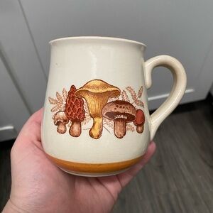 One mushroom mug